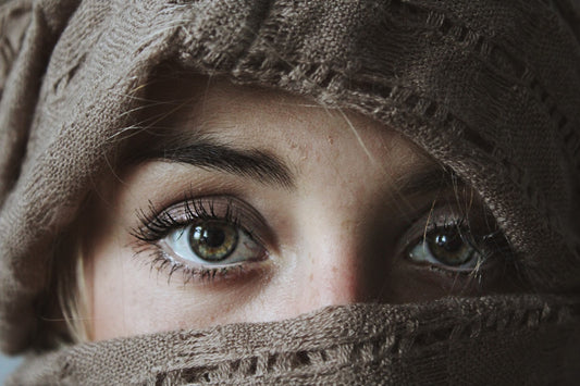 Tips for Using Argan Oil Under Your Eyes